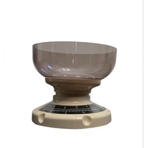 Vtg Almond Kitchen Scale Made in Hungary Dual kg/lb Dial‎ with Mixing Bowl Retro